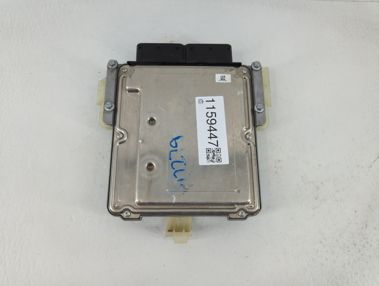 2021 Land Rover Discovery PCM Engine Control Computer ECU ECM PCU OEM P/N:M8A2-14C568-CA Fits OEM Used Auto Parts - Oemuseda