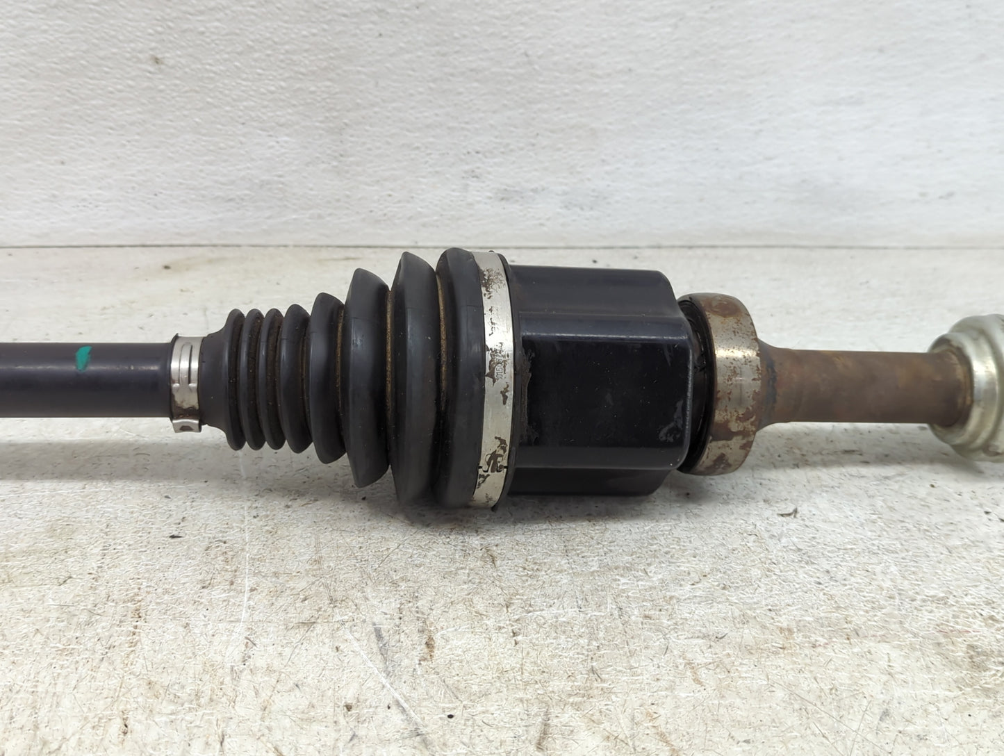 2013-2019 Land Rover Range Rover Axle Shaft Front Driver Cv C/v 1428864 - Oemusedautoparts1.com