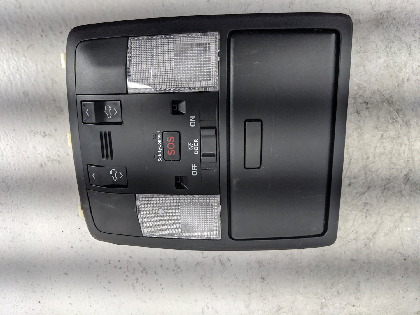 2021 Lexus Gx460 Overhead Roof Console Black - Oemusedautoparts1.com