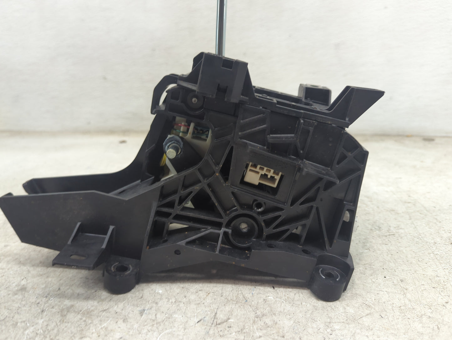 2021 Lexus Nx300 Floor Console Assembly Shifter - Oemusedautoparts1.com