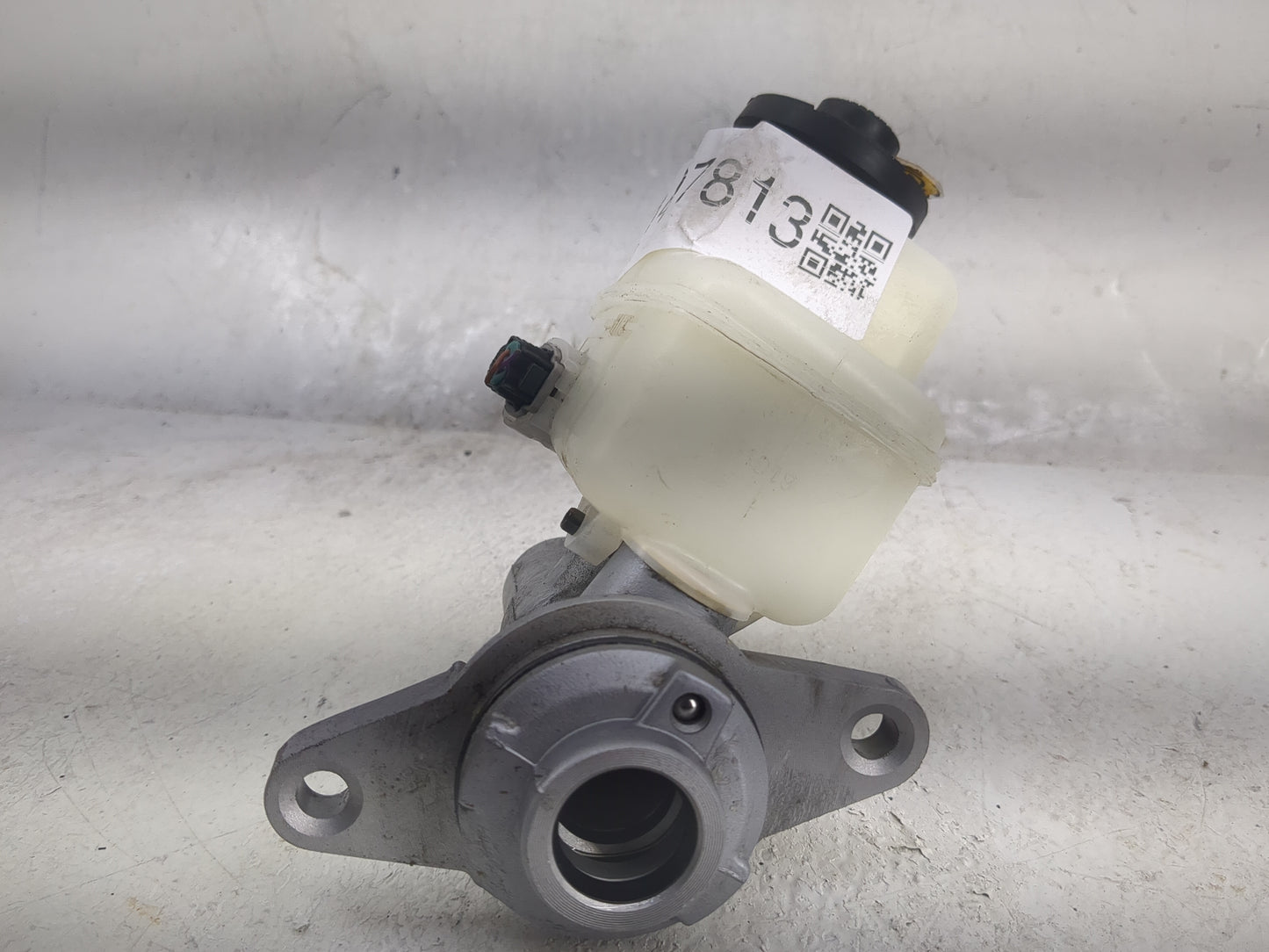 2018-2021 Lexus Nx300 Brake Master Cylinder - Oemusedautoparts1.com