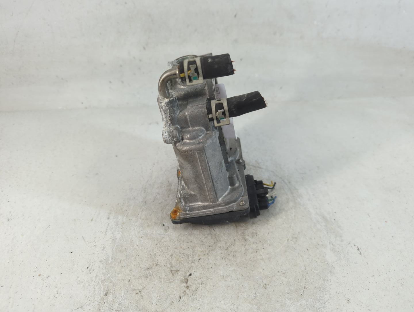 2018-2021 Lexus Nx300 Throttle Body P/N:142003E04 22030 36040 Fits Fits 2015 2016 2017 2018 2019 2020 2021 OEM Used Auto Par