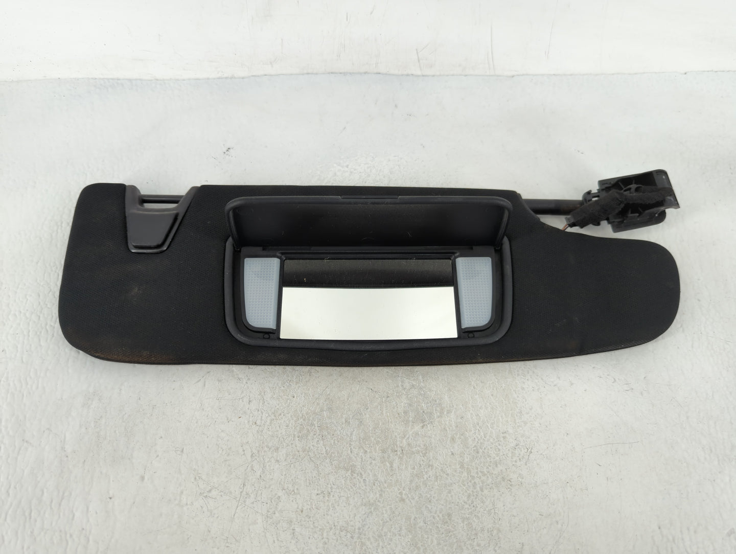 2021 Lincoln Navigator Sun Visor Shade Replacement Passenger Right Mirror Fits OEM Used Auto Parts - Oemusedautoparts1.com