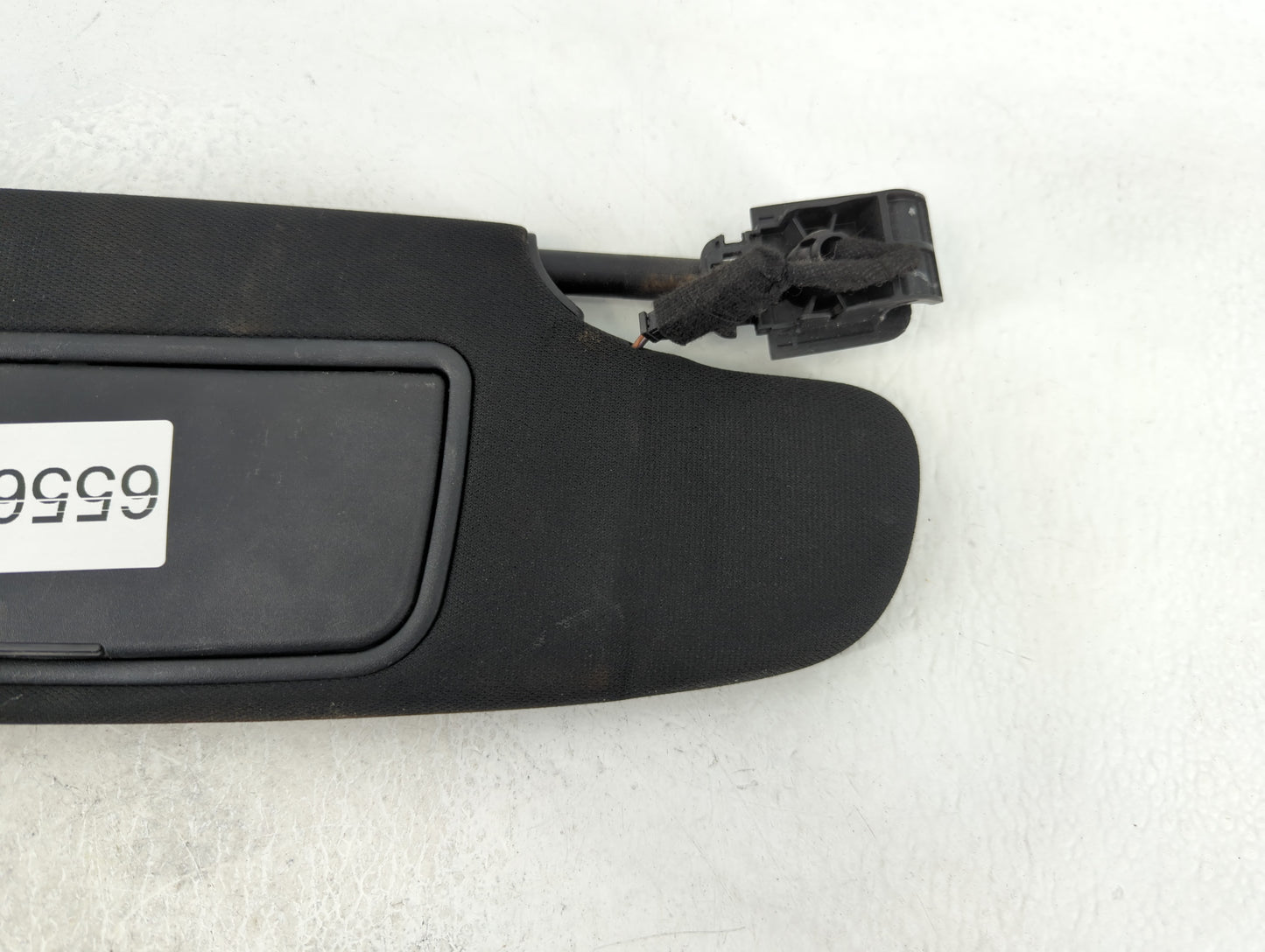 2021 Lincoln Navigator Sun Visor Shade Replacement Passenger Right Mirror Fits OEM Used Auto Parts - Oemusedautoparts1.com
