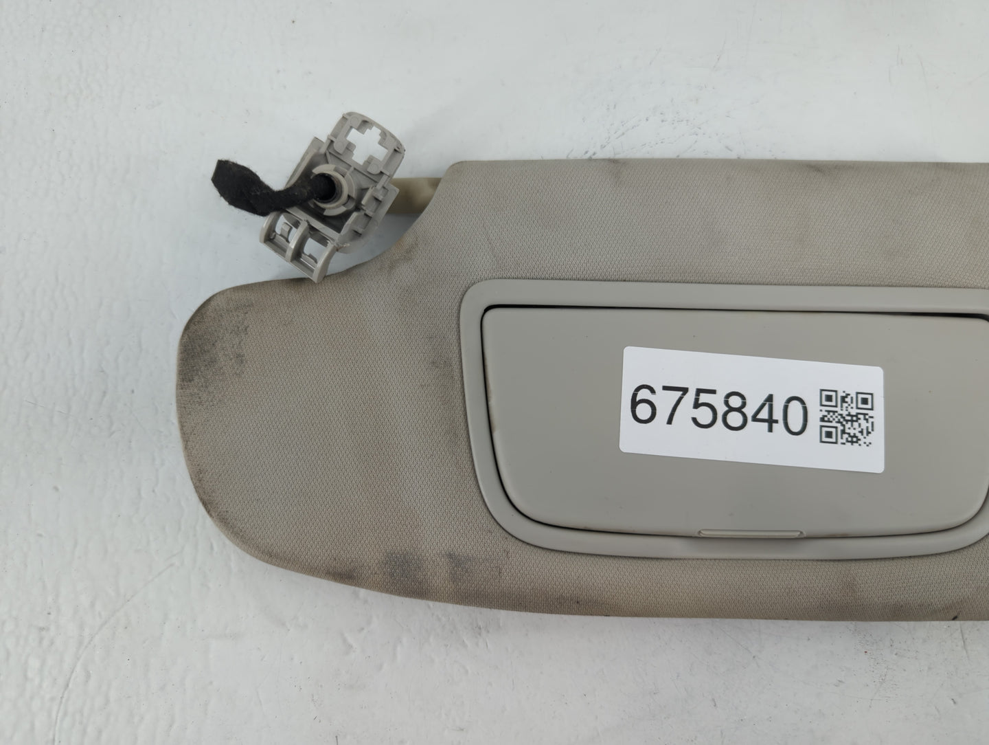 2021 Lincoln Navigator Sun Visor Shade Replacement Driver Left Mirror Fits OEM Used Auto Parts - Oemusedautoparts1.com