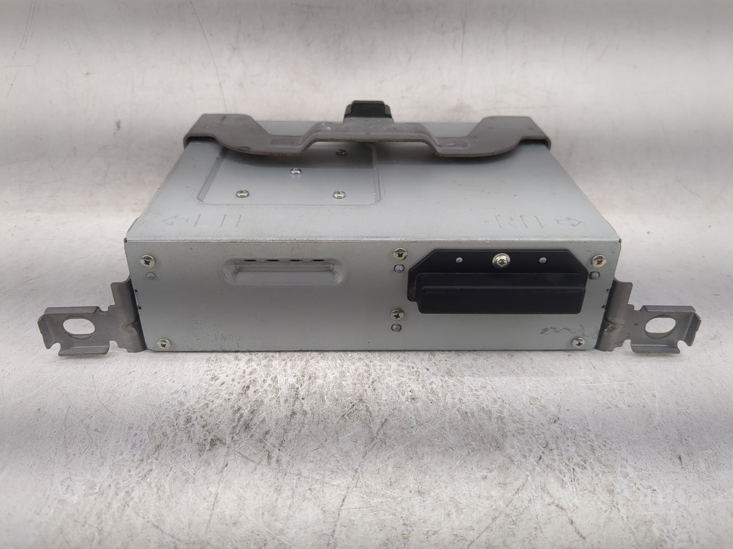2019-2020 Mazda 3 Radio AM FM Cd Player Receiver Replacement Fits Fits 2019 2020 OEM Used Auto Parts - Oemusedautoparts1.com