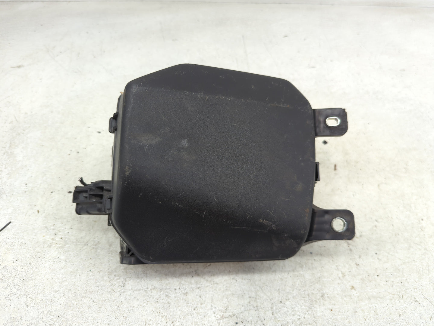 2021 Mazda 3 Fusebox Fuse Box Panel Relay Module P/N:BCKA-6676Y Fits Fits 2020 2022 OEM Used Auto Parts - Oemusedautoparts1.