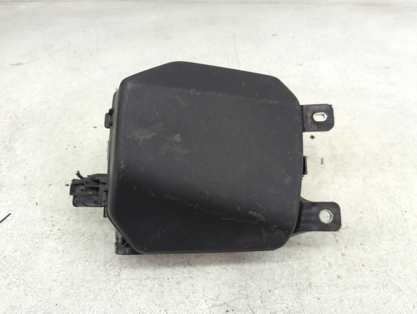 2021 Mazda 3 Fusebox Fuse Box Panel Relay Module P/N:BCKA-6676Y Fits Fits 2020 2022 OEM Used Auto Parts - Oemusedautoparts1.