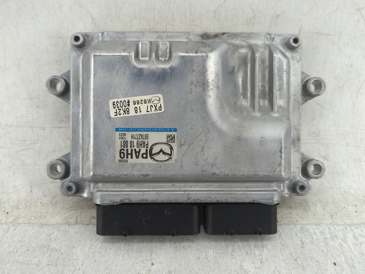 2019-2022 Mazda 3 PCM Engine Control Computer ECU ECM PCU OEM P/N:PXJ7 18 8K2F PAH9 18 881 Fits Fits 2019 2020 2021 2022 OEM