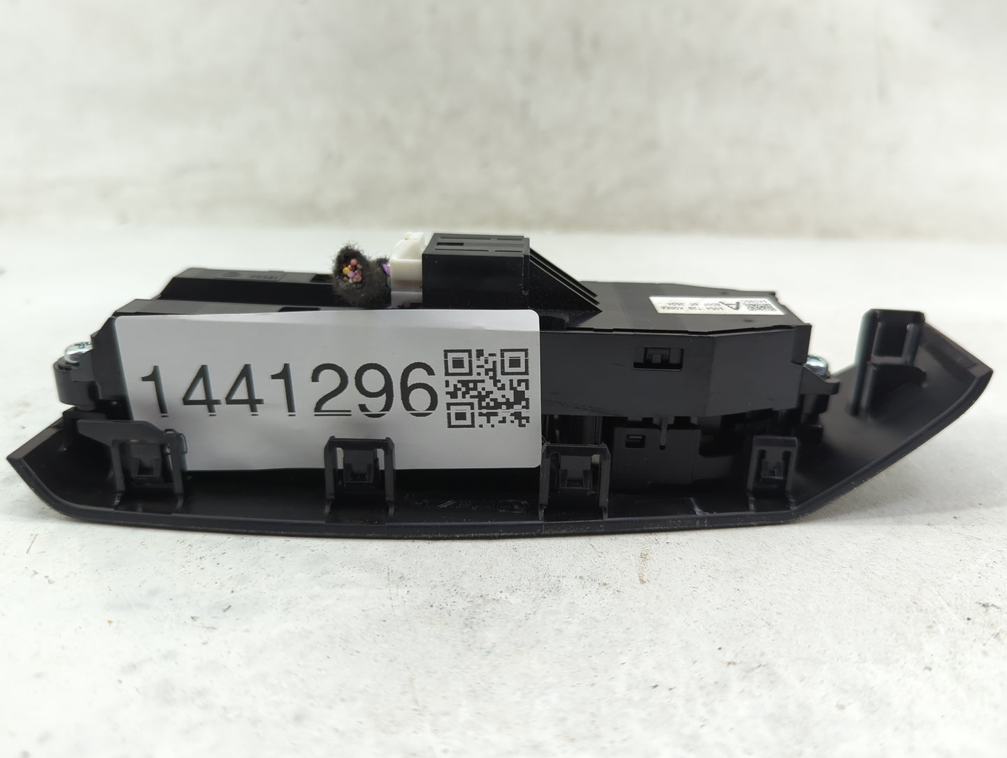 2019-2022 Mazda 3 Master Power Window Switch Replacement Driver Side Left P/N:BDGF 66 350A 1054 T2B Fits Fits 2019 2020 2021