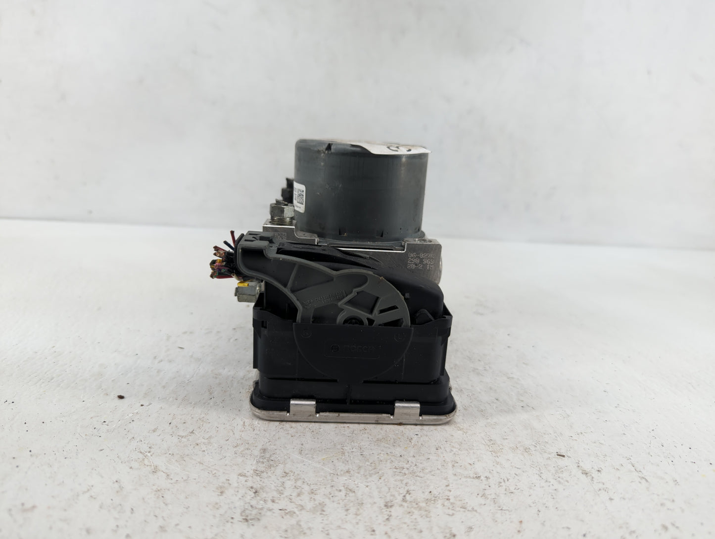 2021 Mazda 3 ABS Pump Control Module Replacement P/N:BDTS 43 7A0 BCKA 43 7A0 B Fits OEM Used Auto Parts - Oemusedautoparts1.