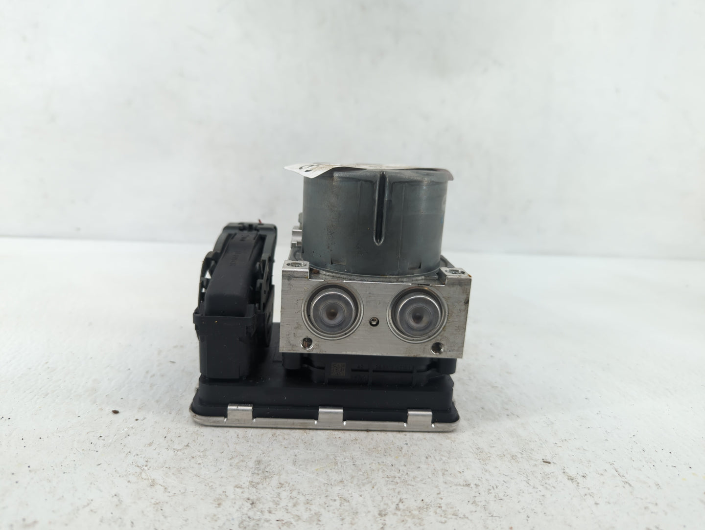 2021 Mazda 3 ABS Pump Control Module Replacement P/N:BDTS 43 7A0 BCKA 43 7A0 B Fits OEM Used Auto Parts - Oemusedautoparts1.