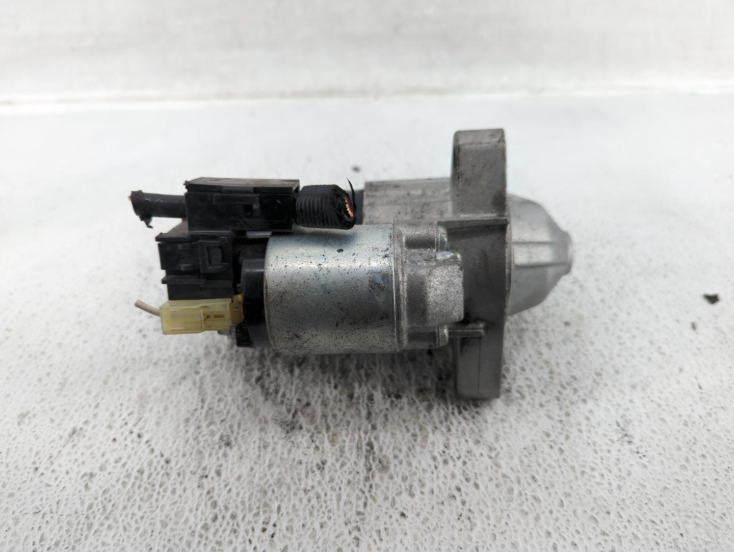 2014-2022 Mazda 3 Car Starter Motor Solenoid OEM P/N:M000T39671 Fits Fits 2014 2015 2016 2017 2018 2019 2020 2021 2022 OEM U