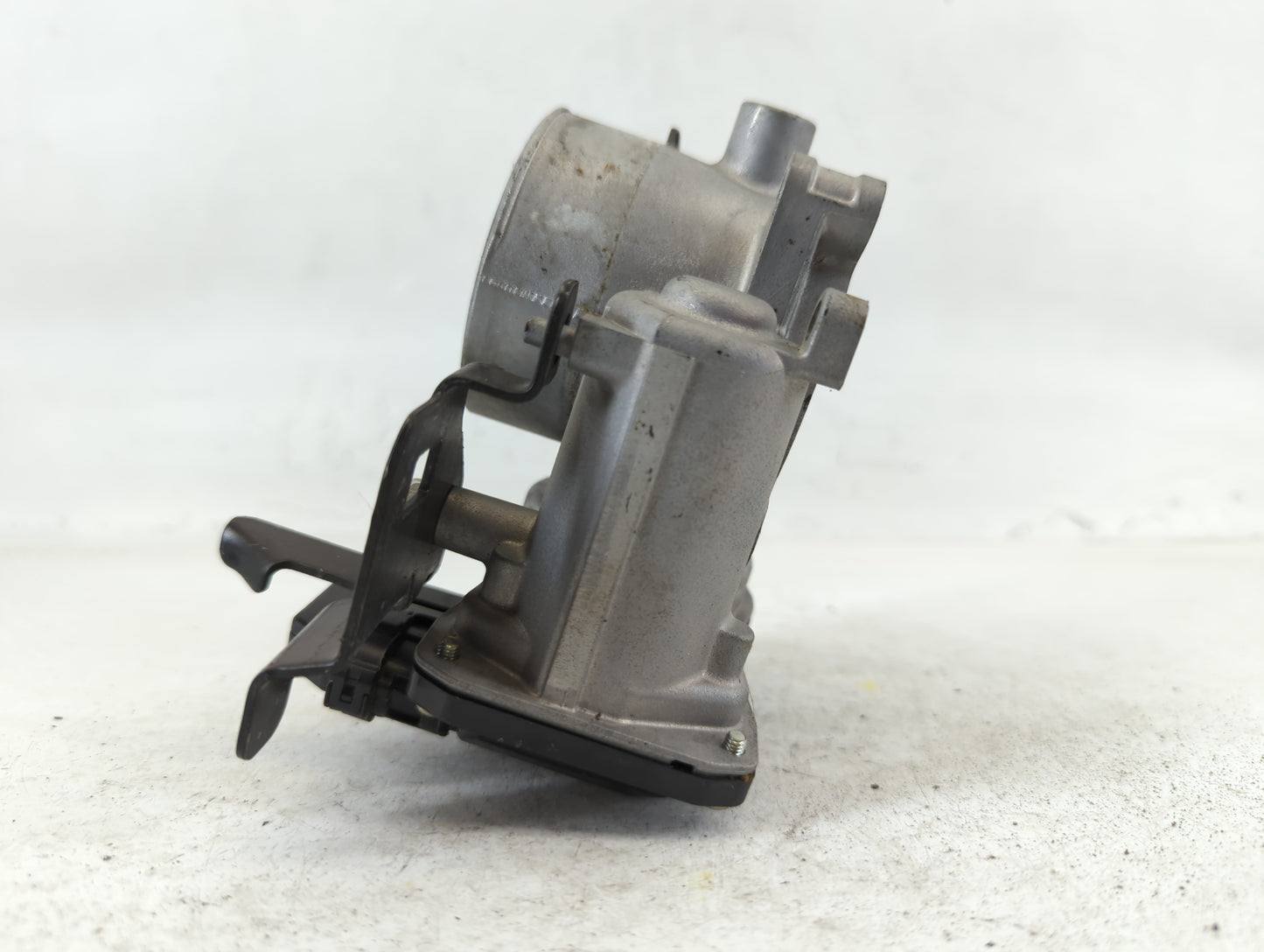 2019-2022 Mazda 3 Throttle Body P/N:K4238 2070, 3E1600409 Fits Fits 2018 2019 2020 2021 2022 OEM Used Auto Parts - Oemusedau