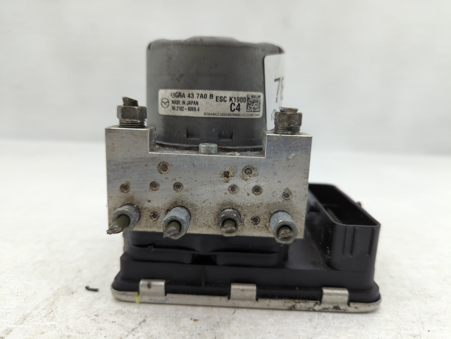 2019-2022 Mazda 3 ABS Pump Control Module Replacement P/N:92180502B26 06.2109.8898.3 Fits Fits 2019 2020 2021 2022 OEM Used 