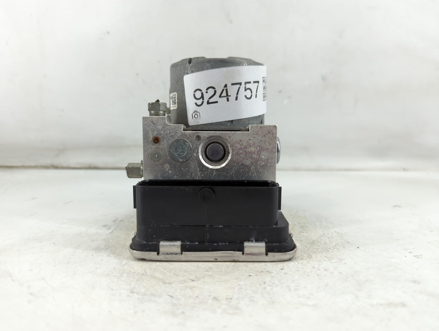2019-2022 Mazda 3 ABS Pump Control Module Replacement P/N:ESC K1900 BCKA 43 7A0 B Fits Fits 2019 2020 2021 2022 OEM Used Aut