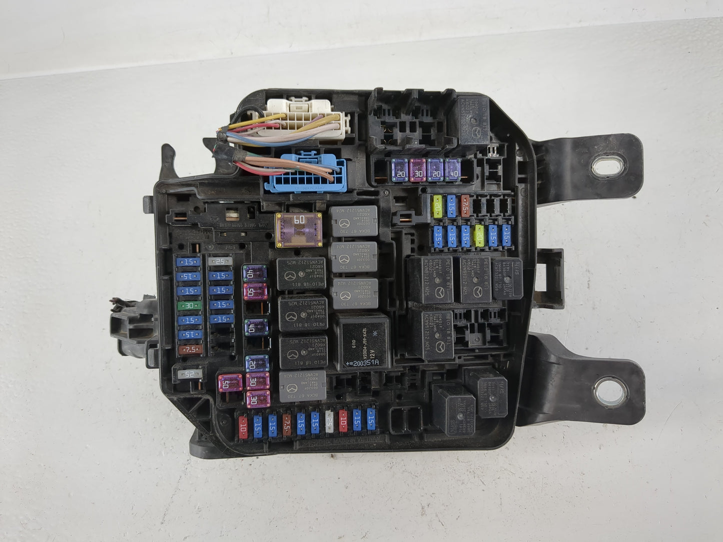 2020-2022 Mazda Cx-30 Fusebox Fuse Box Panel Relay Module P/N:BCKA 6676Y Fits Fits 2020 2021 2022 OEM Used Auto Parts - Oemu