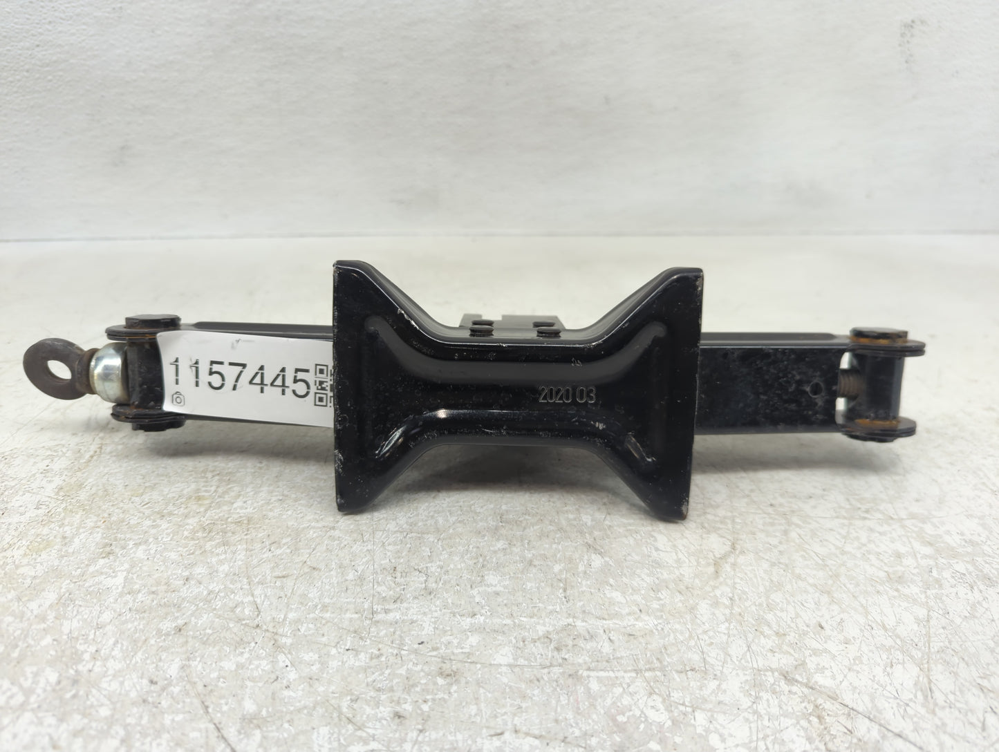 2021 Mazda Cx-30 Spare Scissor Car Jack - Oemusedautoparts1.com