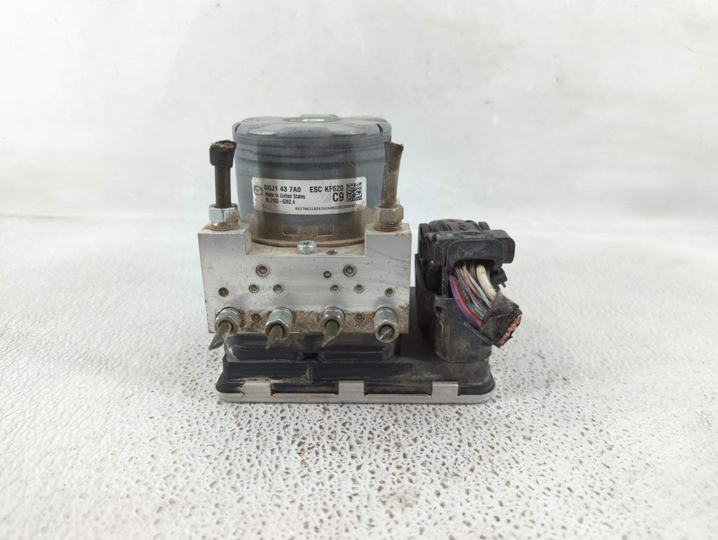 2020-2022 Mazda Cx-30 ABS Pump Control Module Replacement P/N:DGJ1 43 7A0 Fits Fits 2020 2021 2022 OEM Used Auto Parts - Oem