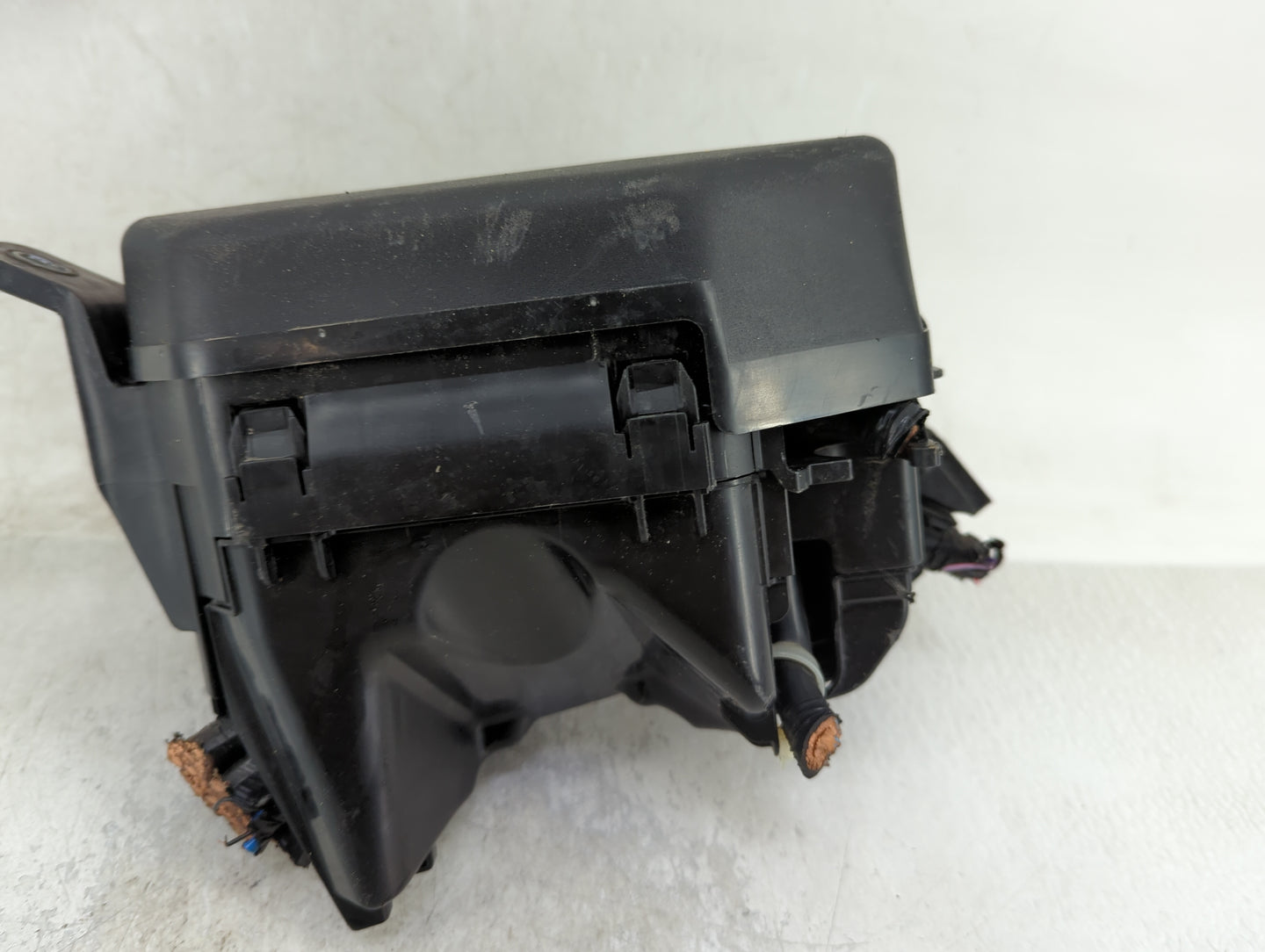 2020-2022 Mazda Cx-30 Fusebox Fuse Box Panel Relay Module P/N:BCKA-66767-K7005 Fits Fits 2020 2021 2022 OEM Used Auto Parts 