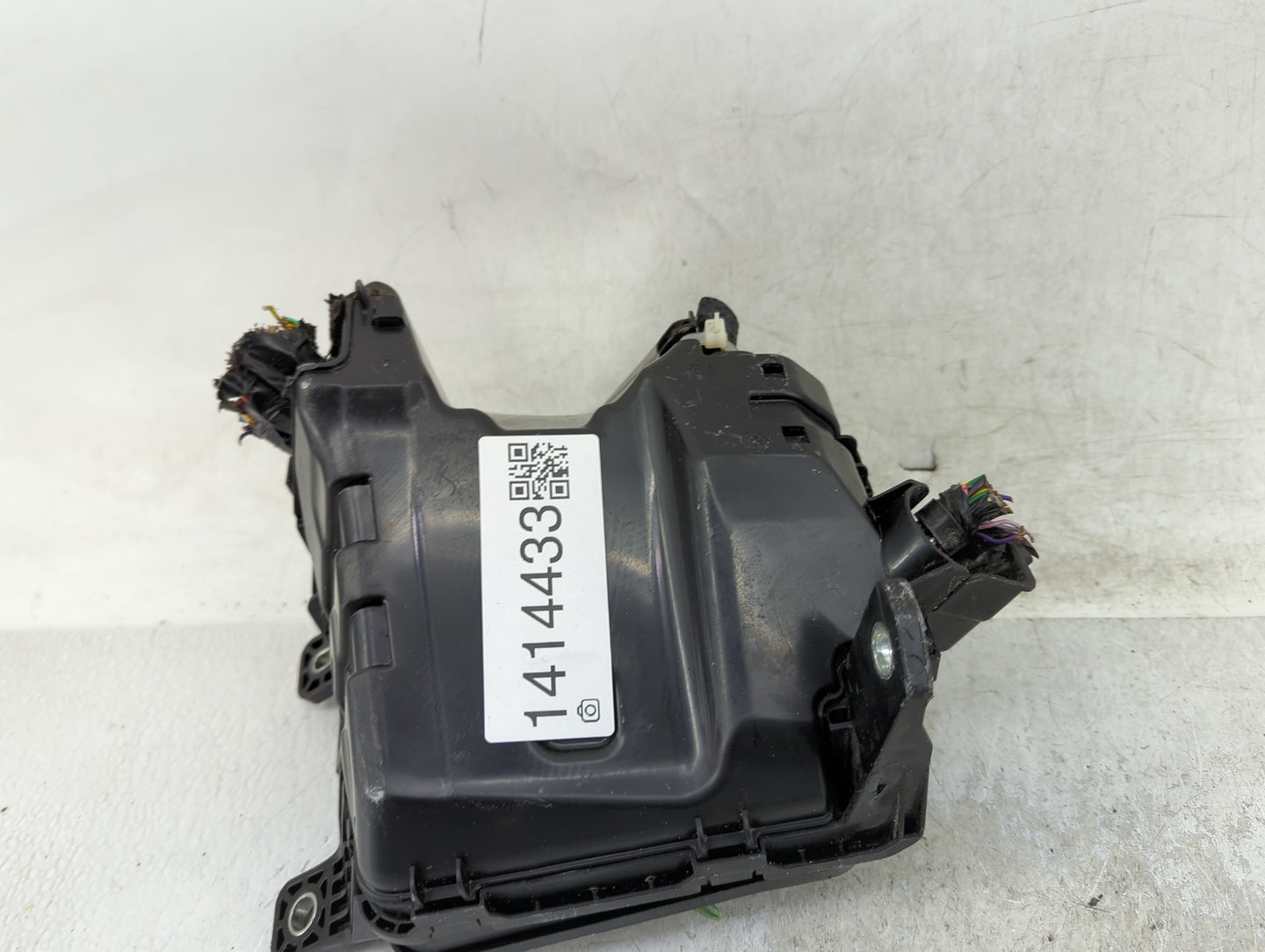 2020-2022 Mazda Cx-30 Fusebox Fuse Box Panel Relay Module Fits Fits 2020 2021 2022 OEM Used Auto Parts - Oemusedautoparts1.c
