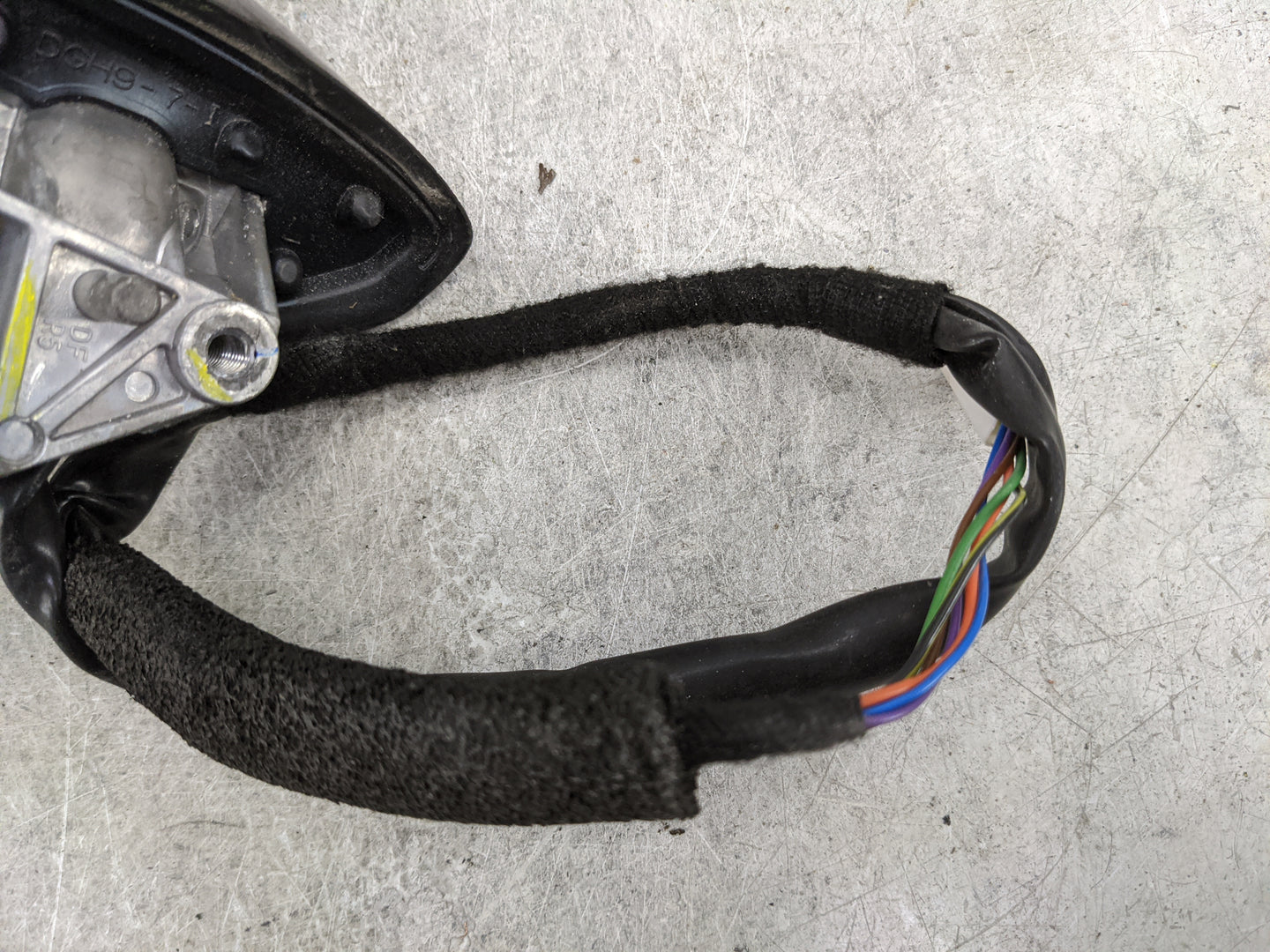 2021 Mazda Cx-30 Driver Side View Mirror - Left Door Mirror OEM Used - Oemusedautoparts1.com
