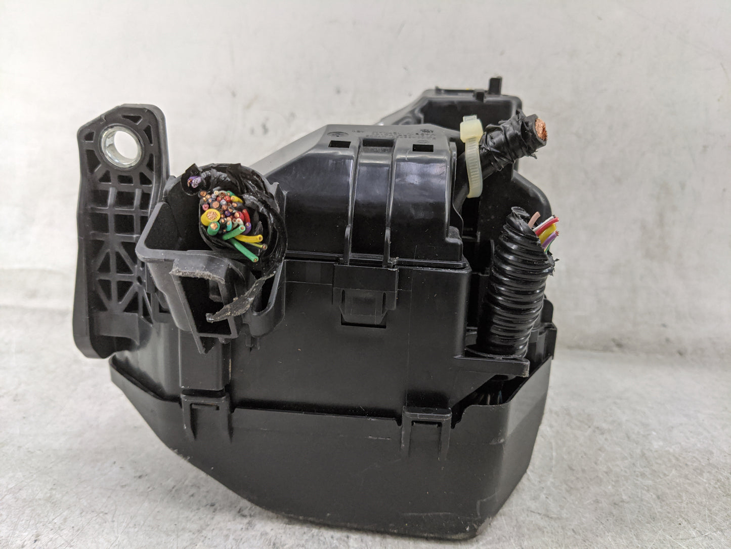 2020-2022 Mazda Cx-30 Fusebox Fuse Box Panel Relay Module P/N:BCKA-66767 BCKA-66767 K7005 Fits Fits 2020 2021 2022 OEM Used 