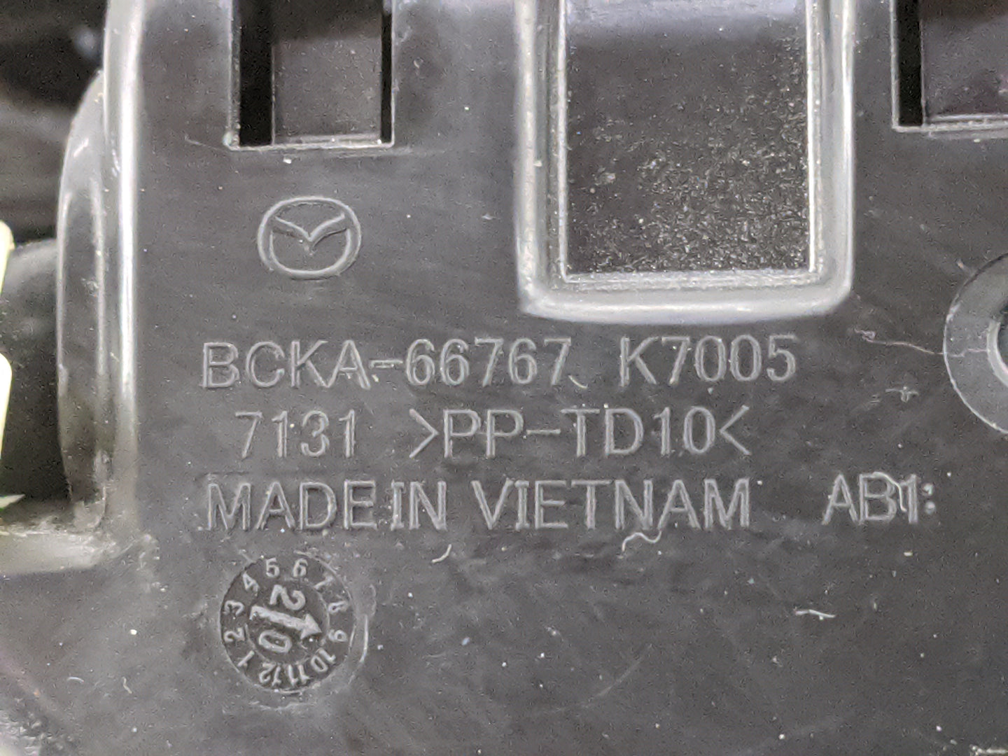 2020-2022 Mazda Cx-30 Fusebox Fuse Box Panel Relay Module P/N:BCKA-66767 BCKA-66767 K7005 Fits Fits 2020 2021 2022 OEM Used 