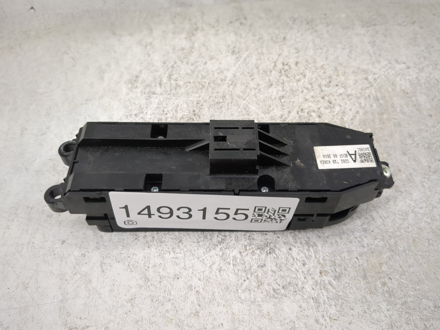 2020-2022 Mazda Cx-30 Master Power Window Switch Replacement Driver Side Left P/N:BDGF 66 350A Fits Fits 2019 2020 2021 2022