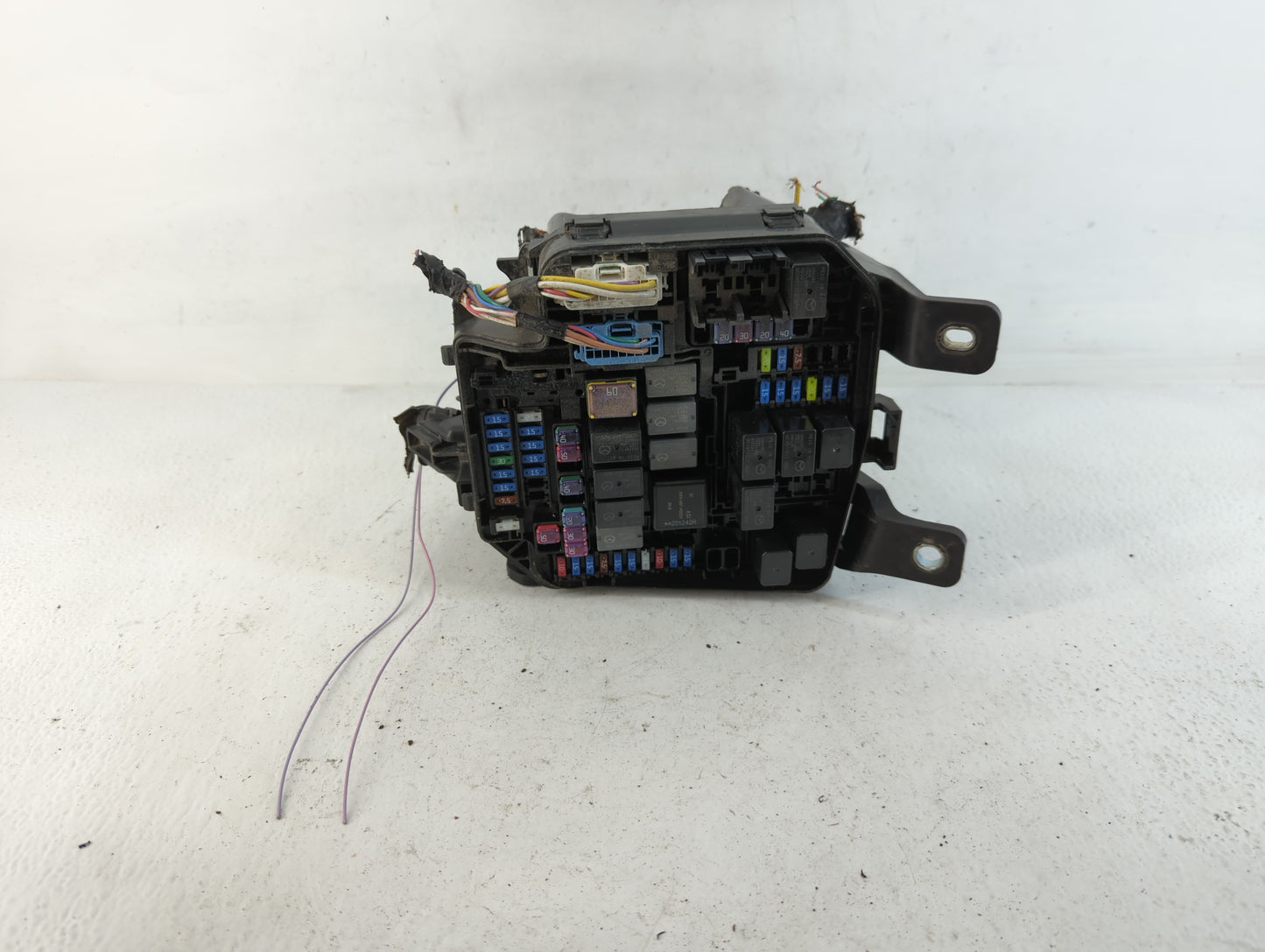 2020-2022 Mazda Cx-30 Fusebox Fuse Box Panel Relay Module P/N:6676Y Fits Fits 2020 2021 2022 OEM Used Auto Parts - Oemusedau