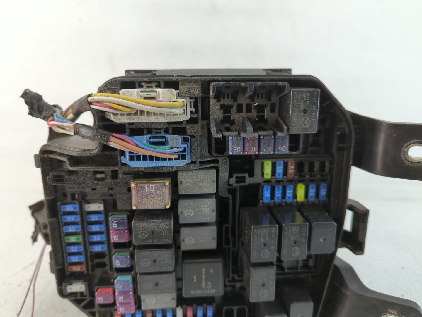 2020-2022 Mazda Cx-30 Fusebox Fuse Box Panel Relay Module P/N:6676Y Fits Fits 2020 2021 2022 OEM Used Auto Parts - Oemusedau