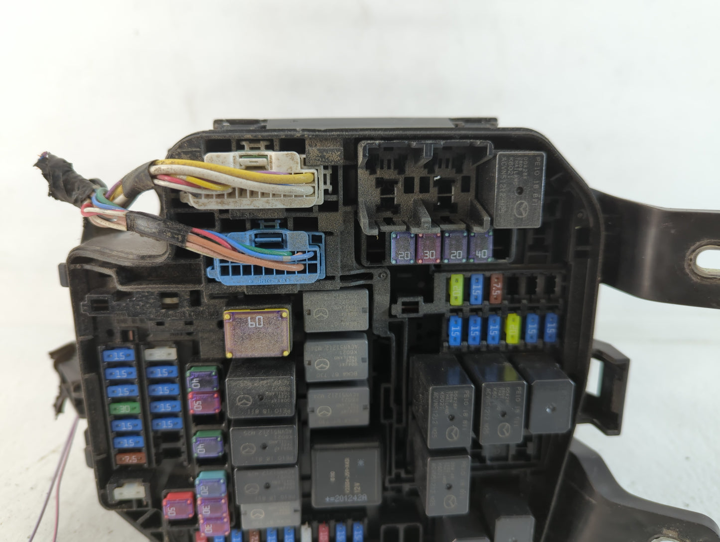 2020-2022 Mazda Cx-30 Fusebox Fuse Box Panel Relay Module P/N:6676Y Fits Fits 2020 2021 2022 OEM Used Auto Parts - Oemusedau