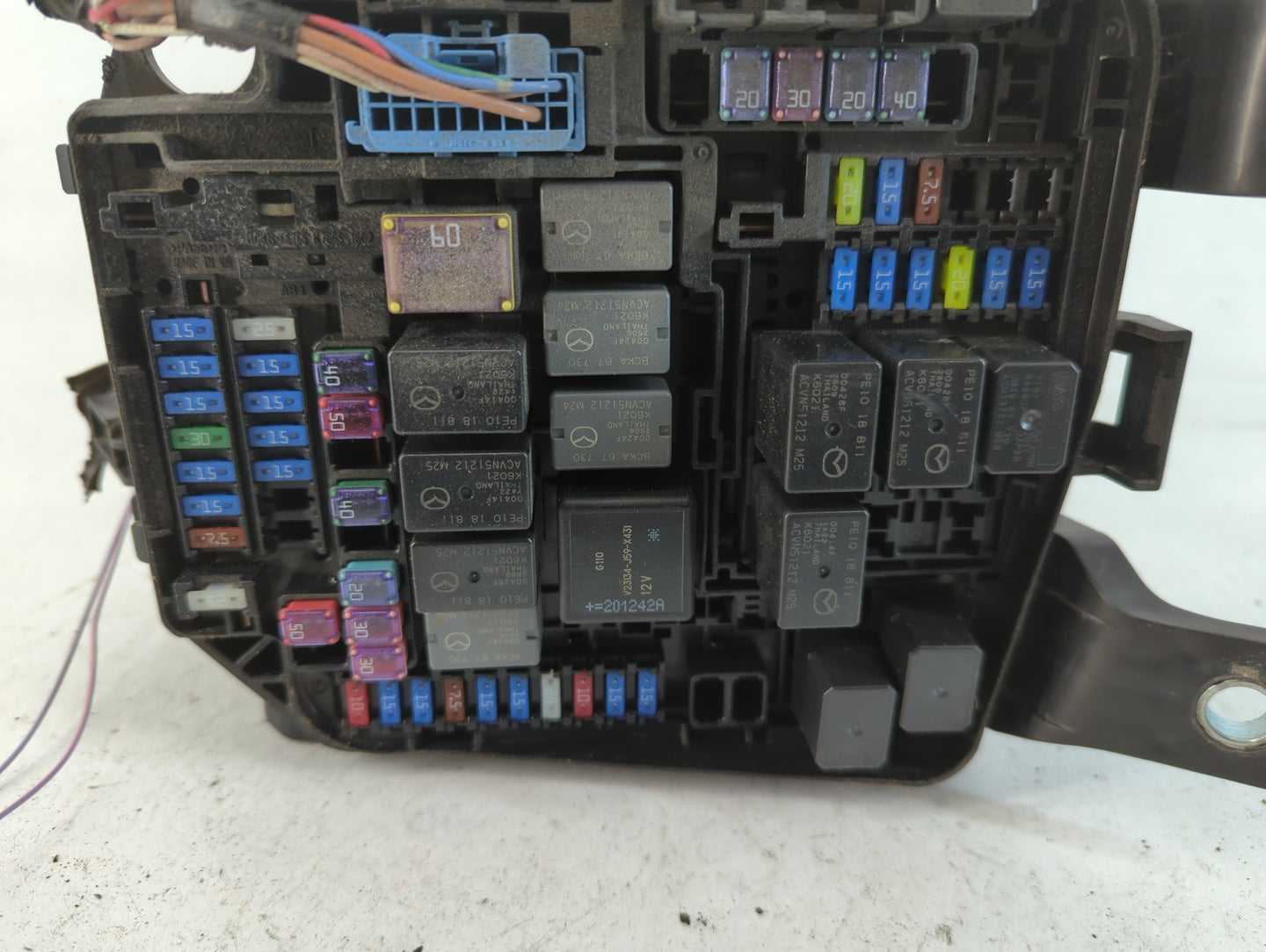 2020-2022 Mazda Cx-30 Fusebox Fuse Box Panel Relay Module P/N:6676Y Fits Fits 2020 2021 2022 OEM Used Auto Parts - Oemusedau