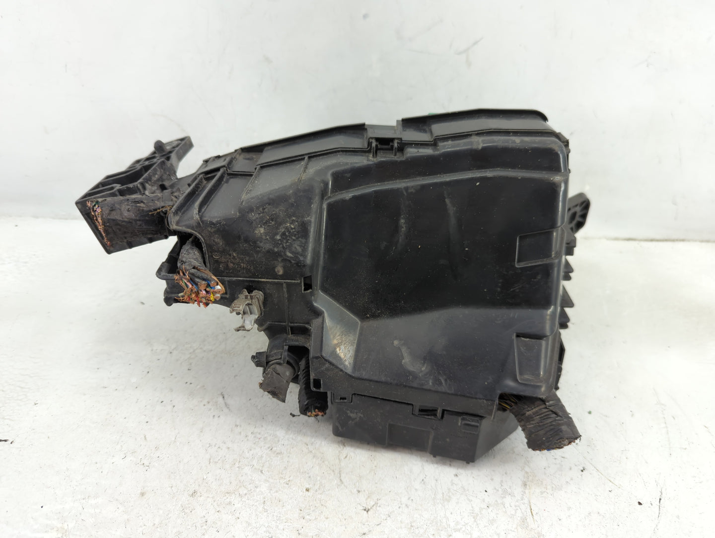 2013-2022 Mazda Cx-5 Fusebox Fuse Box Panel Relay Module P/N:GBEF-675X0 D Fits OEM Used Auto Parts - Oemusedautoparts1.com
