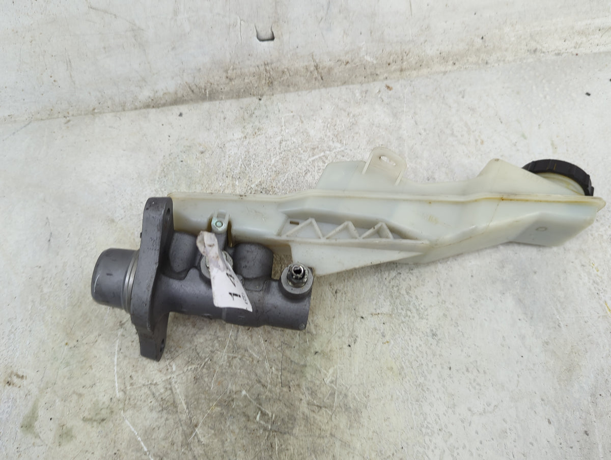 2021 Mazda Cx-5 Brake Master Cylinder - Oemusedautoparts1.com