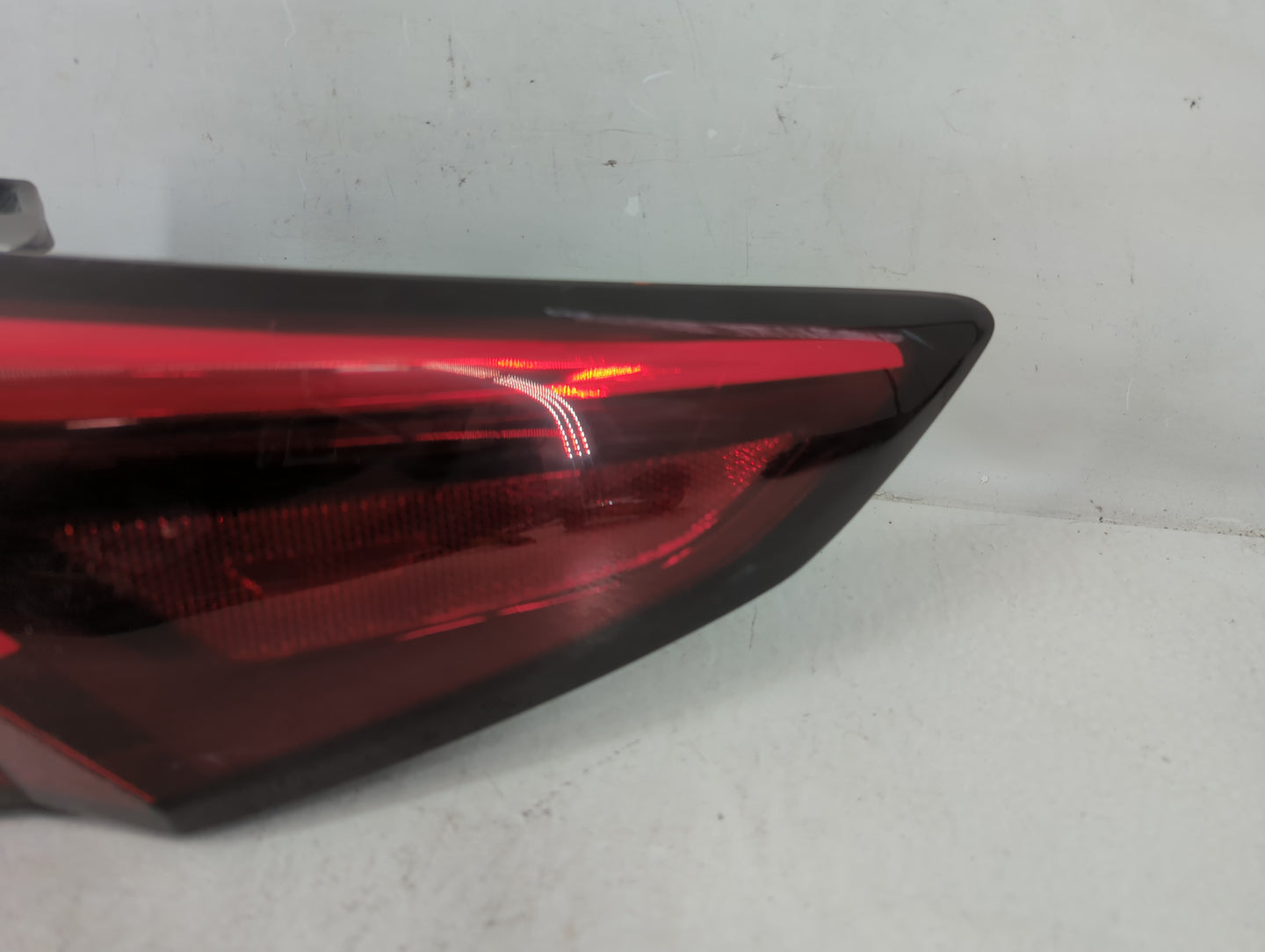 2019-2022 Mazda Cx-9 Tail Light Assembly Driver Left OEM Fits Fits 2019 2020 2021 2022 OEM Used Auto Parts - Oemusedautopart