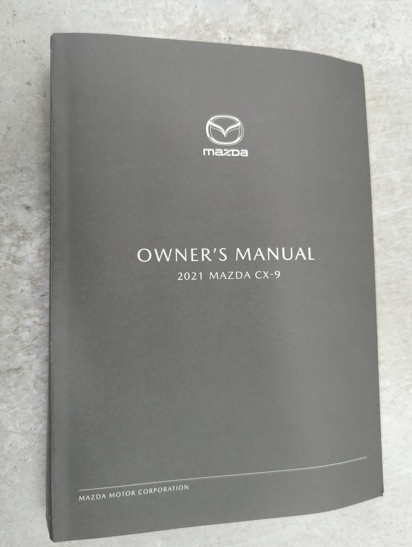 2021 Mazda Cx-9 Owners Manual Book Guide P/N:9999-95-011C-21 OEM Used Auto Parts - Oemusedautoparts1.com