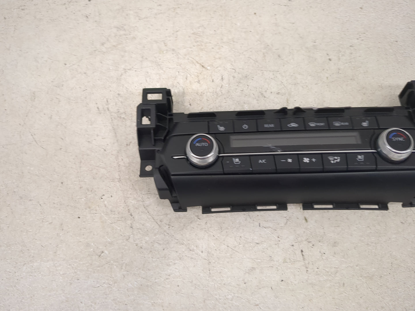 2019-2021 Mazda Cx-9 Climate Control Module Temperature AC/Heater Replacement P/N:TN4261190C TN4261190A Fits Fits 2019 2020 