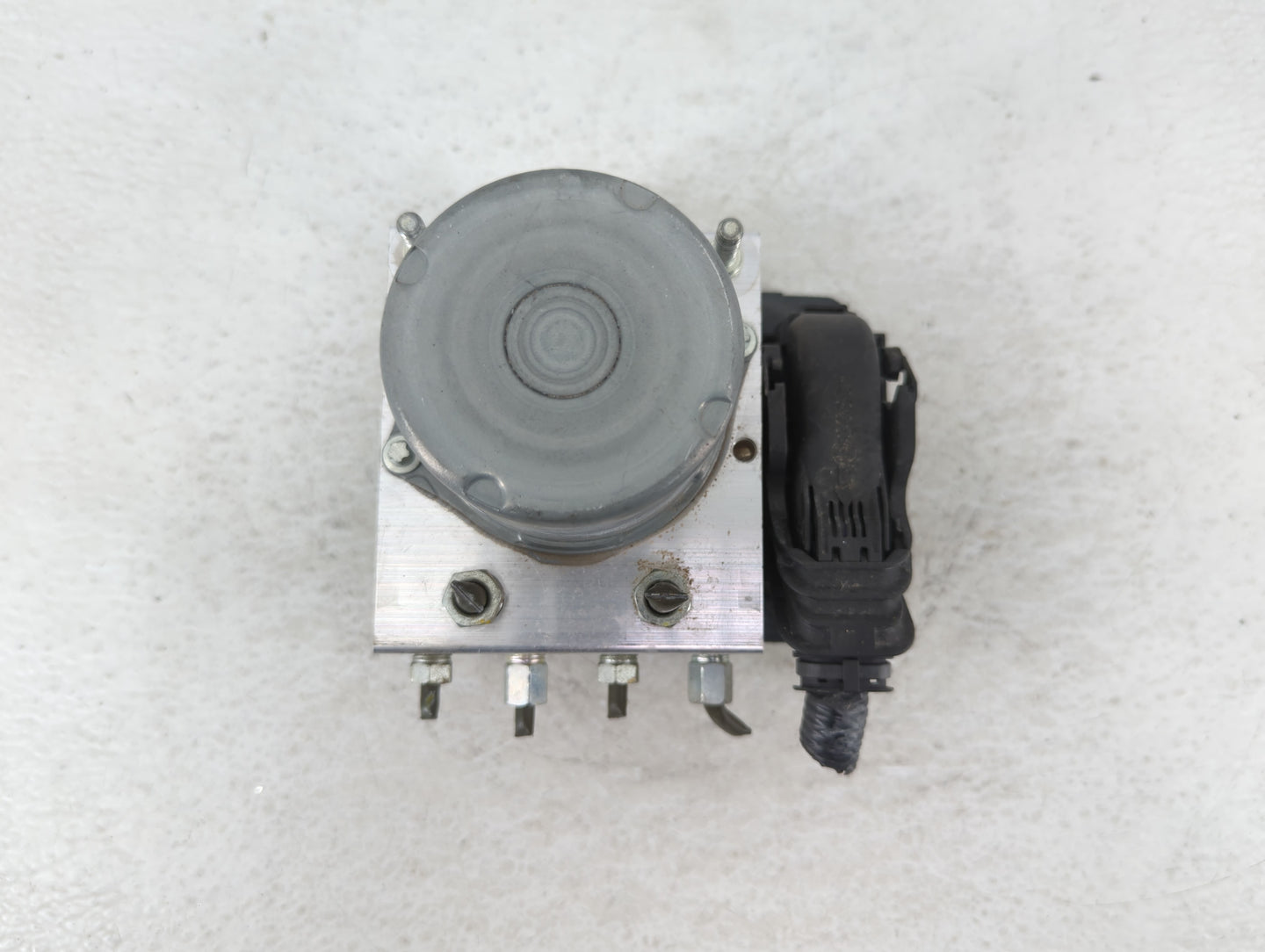 2021 Mazda Miata ABS Pump Control Module Replacement P/N:NF6W 43 7A0 Fits Fits 2020 OEM Used Auto Parts - Oemusedautoparts1.