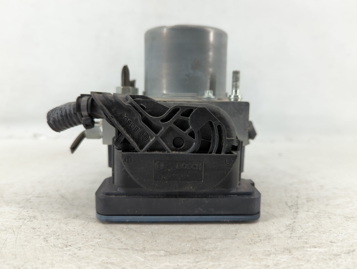 2021 Mazda Miata ABS Pump Control Module Replacement P/N:NF6W 43 7A0 Fits Fits 2020 OEM Used Auto Parts - Oemusedautoparts1.