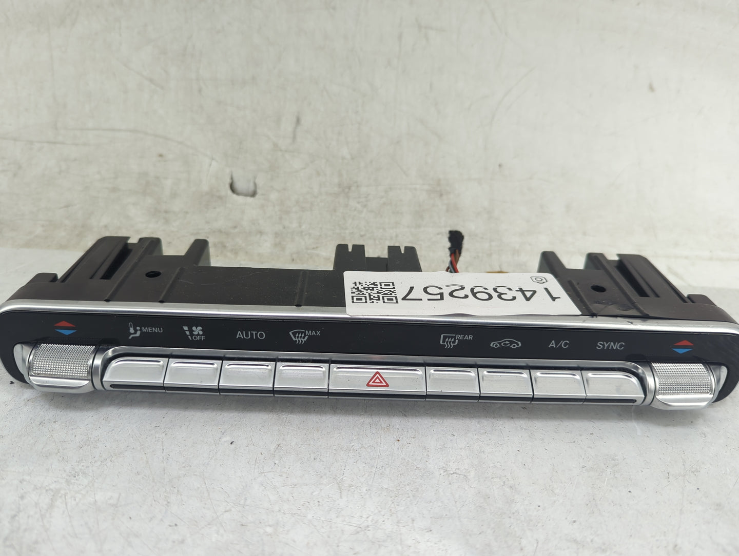 2021 Mercedes-Benz A-Class Climate Control Module Temperature AC/Heater Replacement P/N:A2479056803 Fits OEM Used Auto Parts