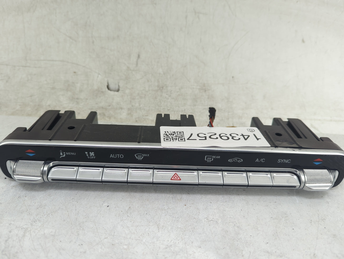 2021 Mercedes-Benz A-Class Climate Control Module Temperature AC/Heater Replacement P/N:A2479056803 Fits OEM Used Auto Parts
