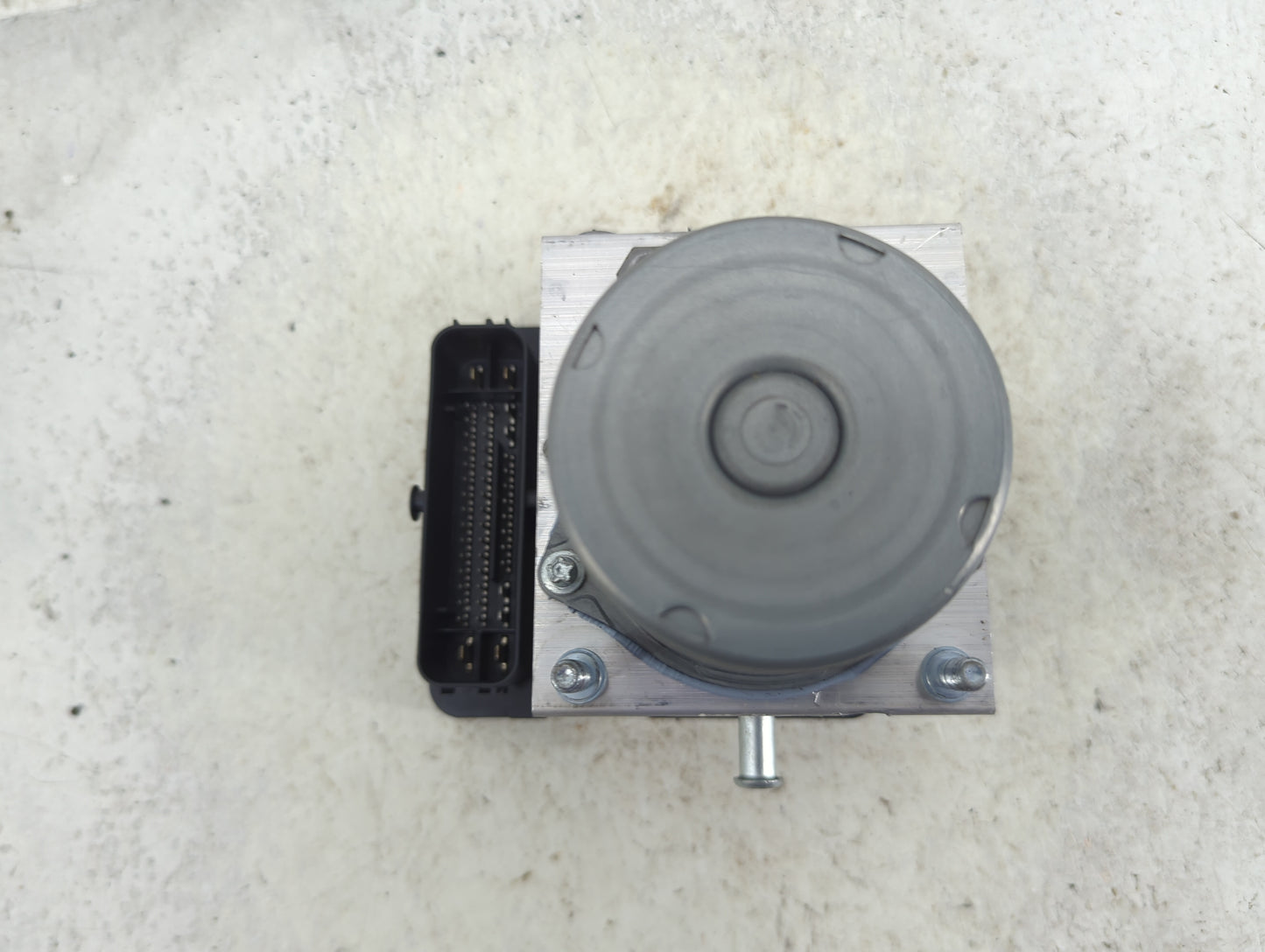 2020-2022 Mercedes-benz A220 Abs Pump Control Module 1492475 - Oemusedautoparts1.com