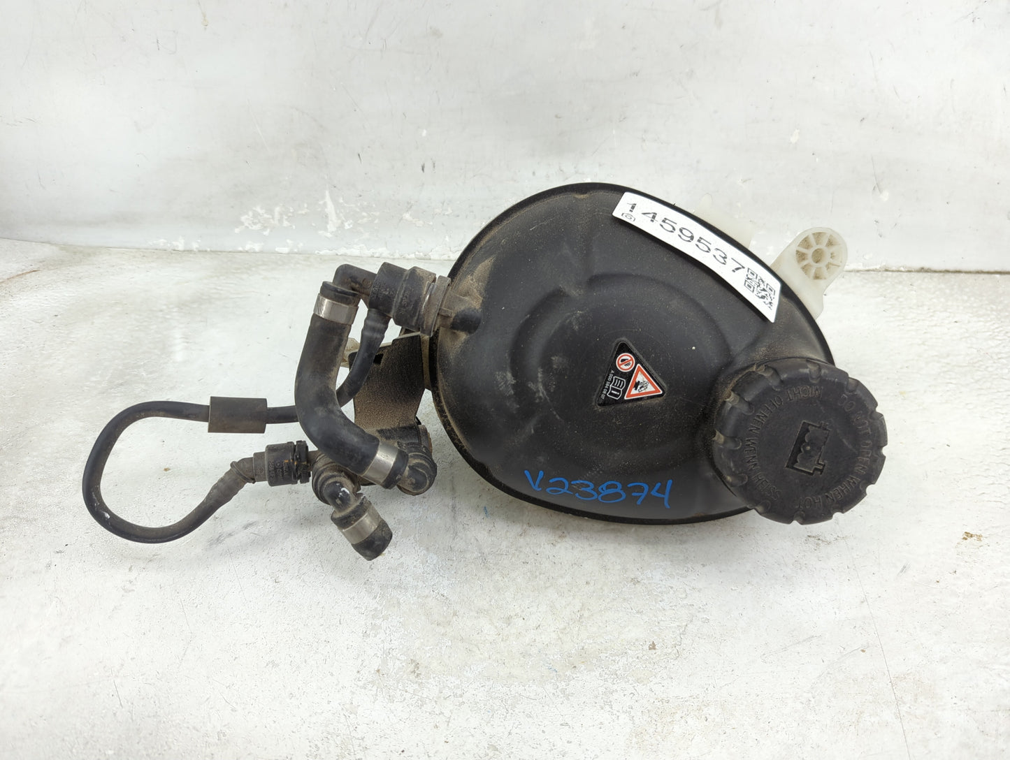 Mercedes-benz C-class Radiator Coolant Overflow Expansion Tank Bottle - Oemusedautoparts1.com