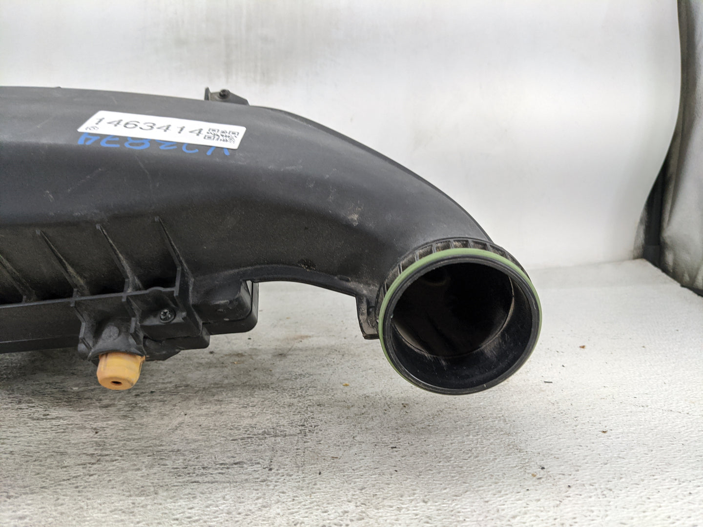 Mercedes-benz C-class Air Cleaner Intake-duct Hose Tube 1463414 - Oemusedautoparts1.com