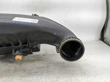 Mercedes-benz C-class Air Cleaner Intake-duct Hose Tube 1463414
