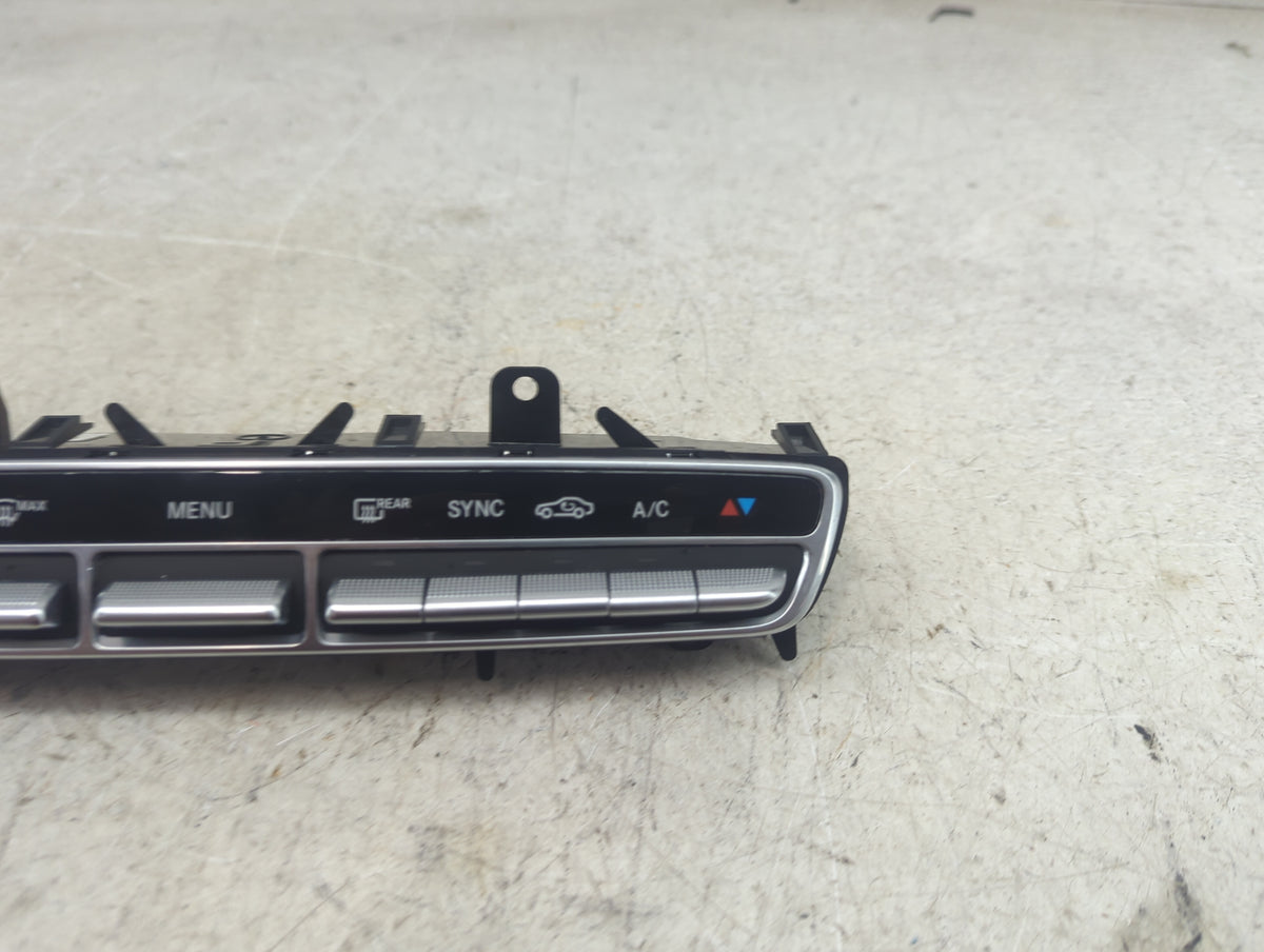 2021 Mercedes-Benz C-Class Climate Control Module Temperature AC/Heater Replacement P/N:A 205 905 42 15 A2C160017010 Fits OE