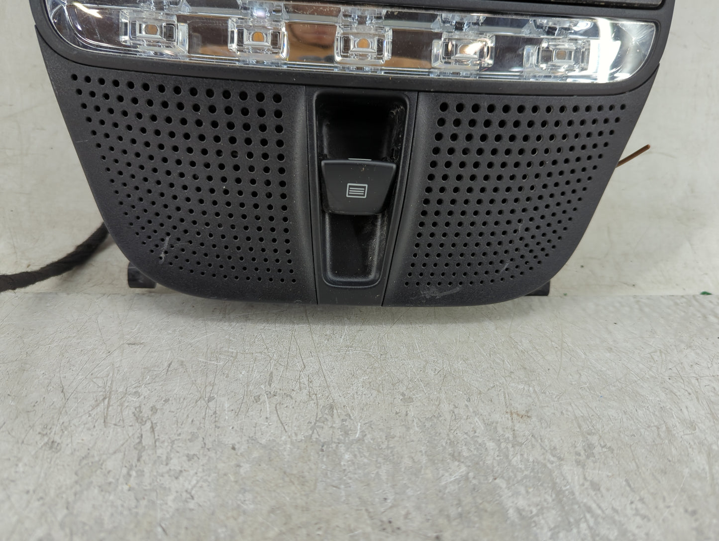 2021 Mercedes-benz C300 Overhead Roof Console - Oemusedautoparts1.com