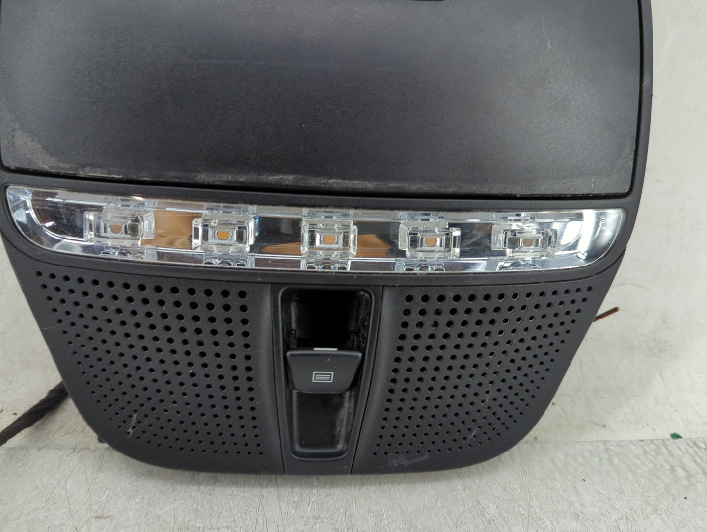 2021 Mercedes-benz C300 Overhead Roof Console - Oemusedautoparts1.com