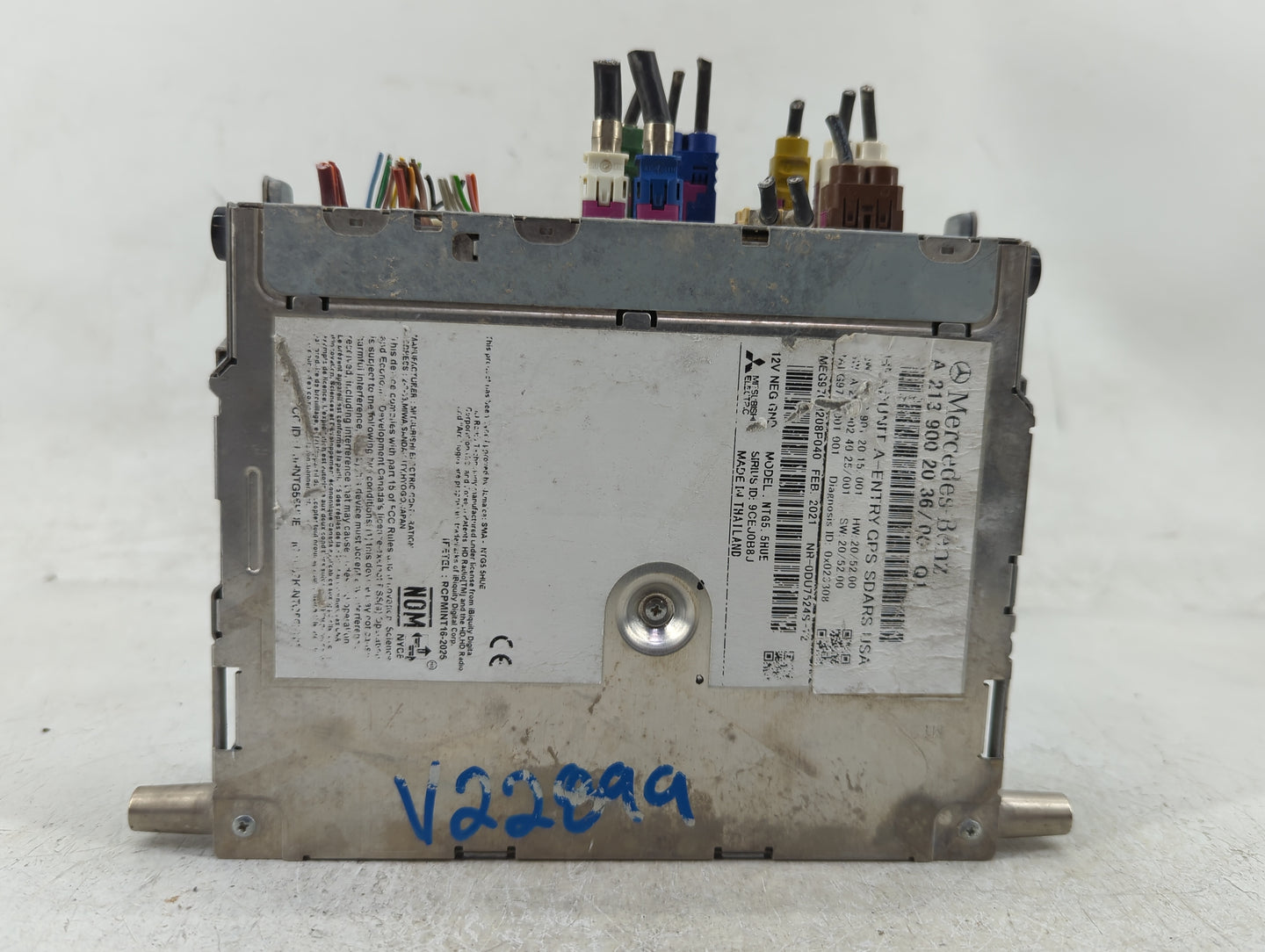 2021 Mercedes-Benz C300 Radio AM FM Cd Player Receiver Replacement P/N:A 213 900 20 36 Fits OEM Used Auto Parts - Oemusedaut